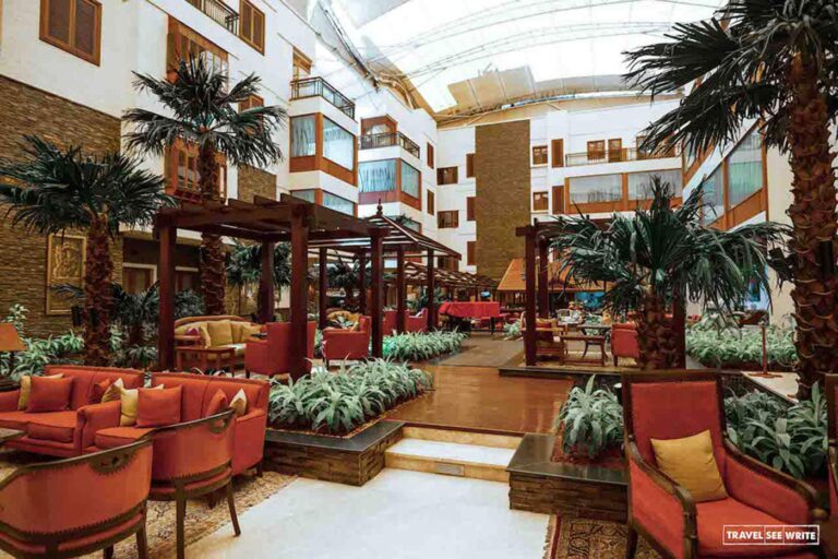 best-5-star-hotel-in-bangalore-1