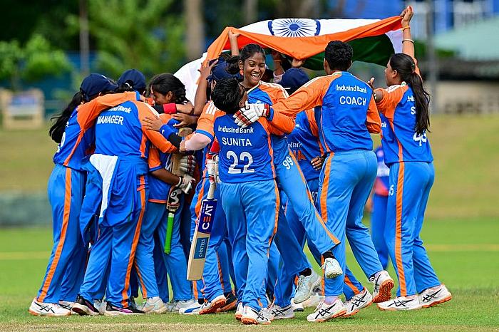 india's-players-celebrate-after-their-team's-victory-in-the-first-blind-women's-twenty20-wc-25